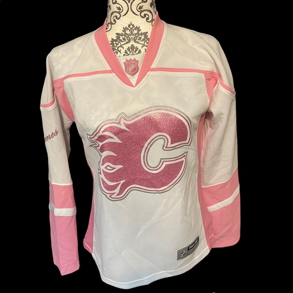 Licensed Calgary Flames Jersey - Picture 1 of 3